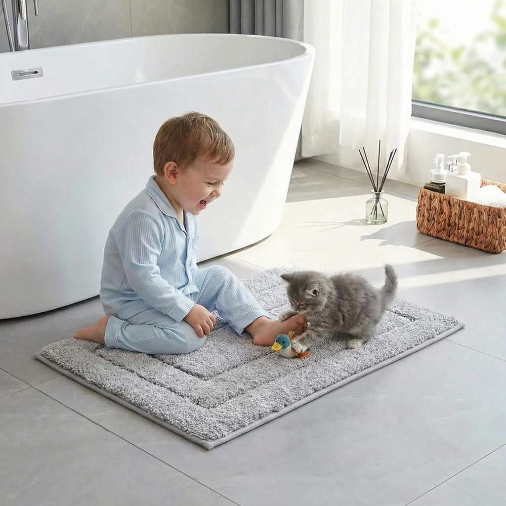 GRANNY SAYS Gray Bathroom Rugs, Bath Mats for Bathroom Non-Slip, Super Soft and Water Absorbent, Microfiber Bath Rugs, Machine Wash Dry, Bath Rugs for Floor, Tub and Shower, 16" x 24"