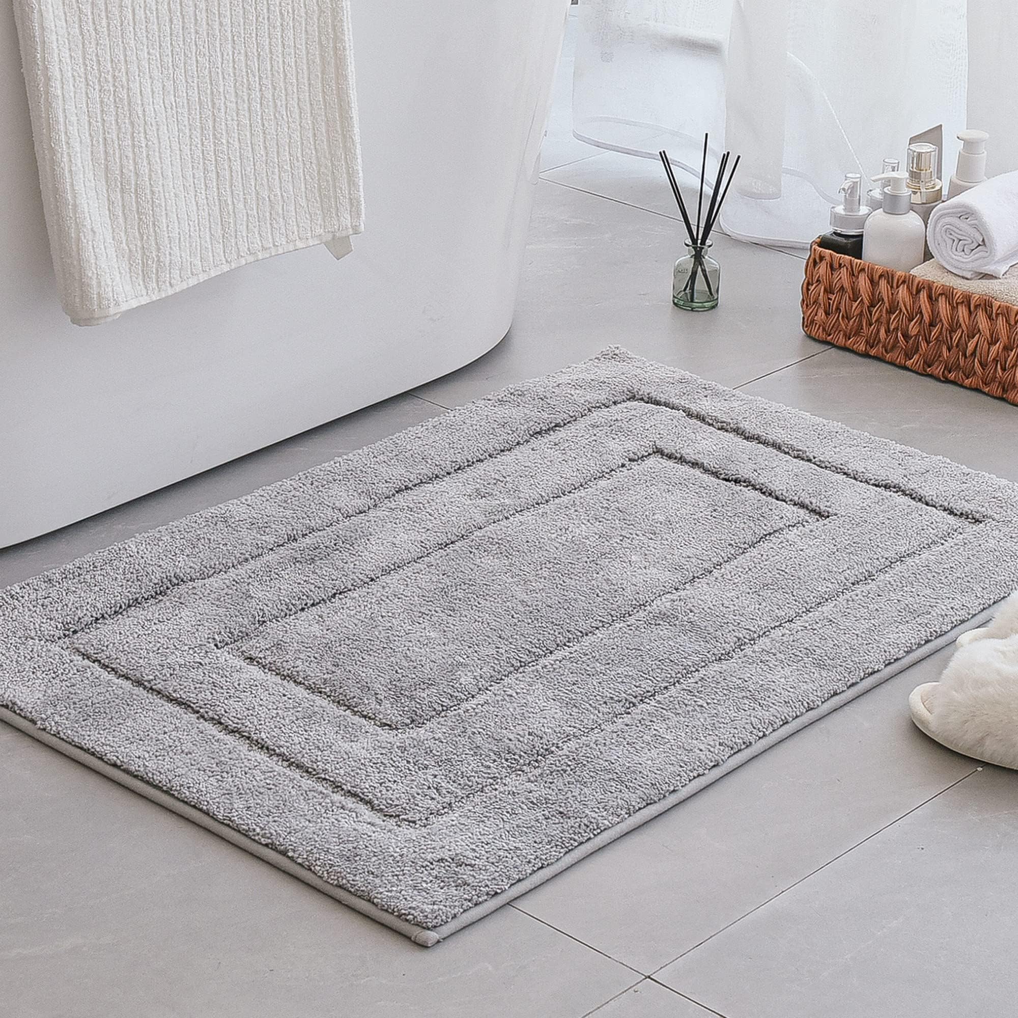 GRANNY SAYS Gray Bathroom Rugs, Bath Mats for Bathroom Non-Slip, Super Soft and Water Absorbent, Microfiber Bath Rugs, Machine Wash Dry, Bath Rugs for Floor, Tub and Shower, 16" x 24"